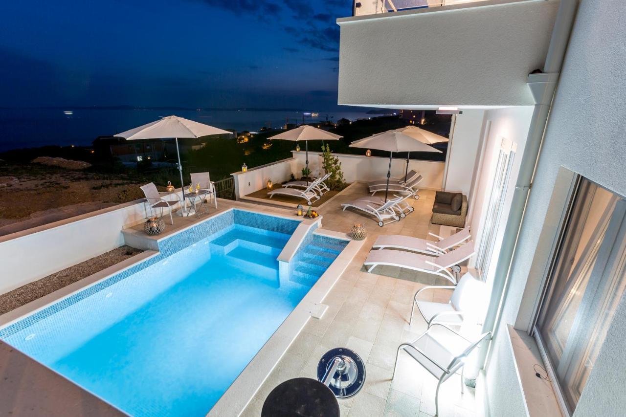 Luxury Horizonte With Swimming Pool Appartamento *